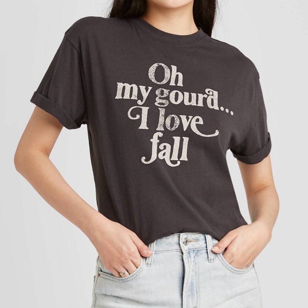 Fifth Sun Oh My Gourd I Love Fall Short Sleeve Graphic T-Shirt.